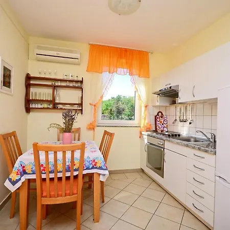 D-1 Apartment *